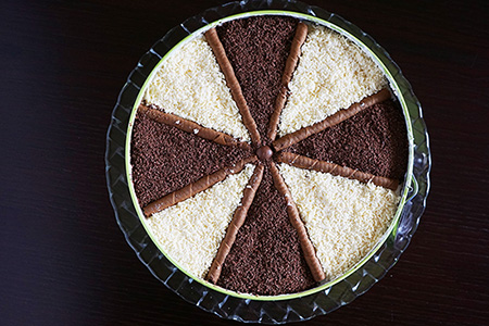 ανεμόμυλος τούρτα σοκολατένια & δίχρωμη